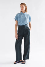 Load image into Gallery viewer, Elk Lejer Pant Navy
