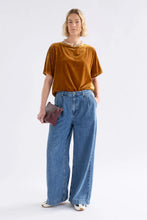 Load image into Gallery viewer, Elk Velvet Soft Top Golden

