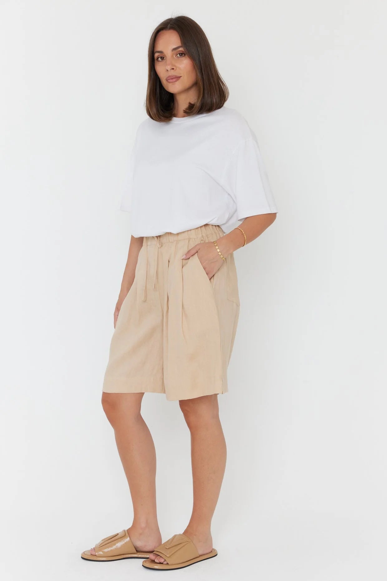 ALEXANDRA Juny Linen Shorts Beige