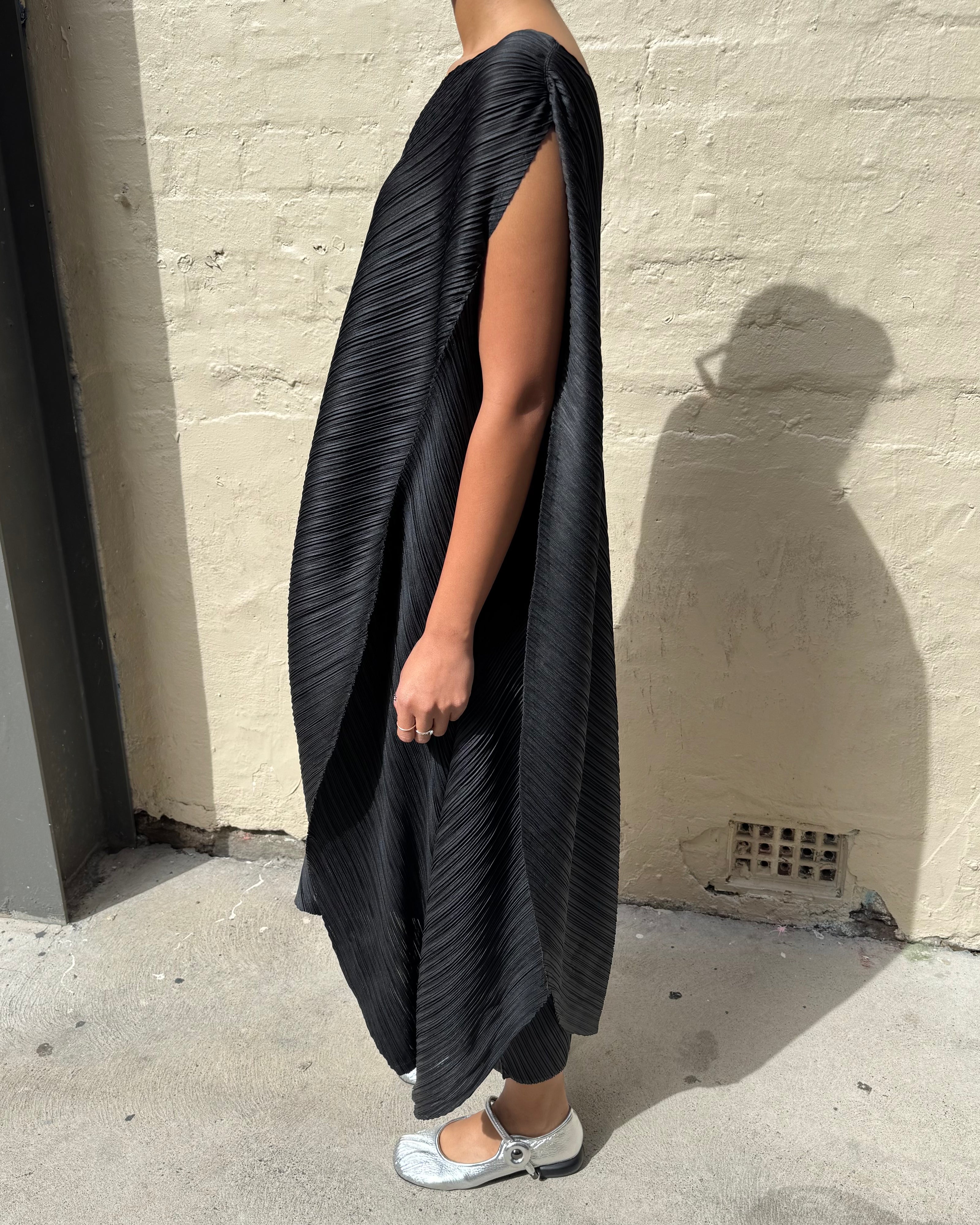 Indulge Me CLO104 Pleated Cocoon Dress Black