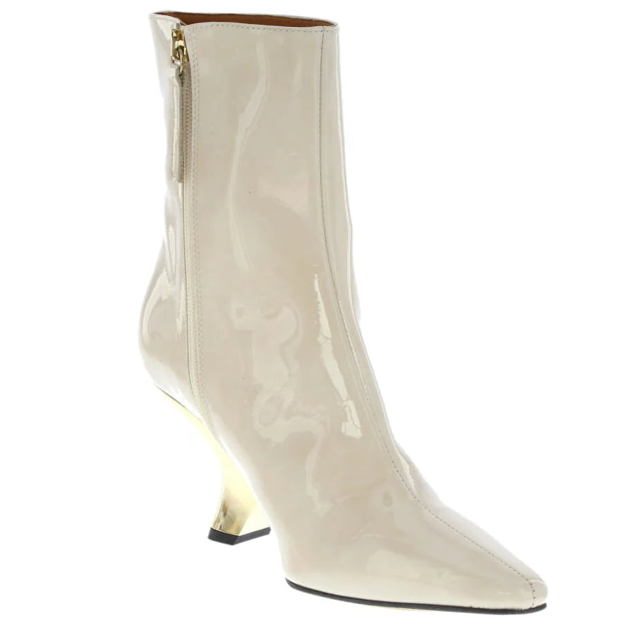 Neo Dasha Ademuz Arce Cream Patent Leather