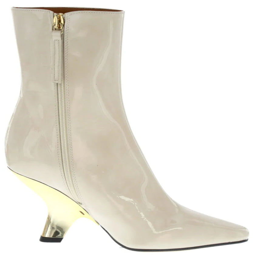 Neo Dasha Ademuz Arce Cream Patent Leather