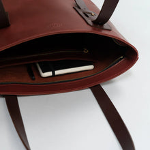 Load image into Gallery viewer, ATKM Marquis Adjustable Leather Tote Australian Chestnut
