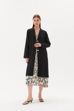 Load image into Gallery viewer, Tirelli Linen Duster Coat Black
