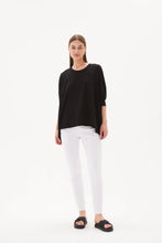 Load image into Gallery viewer, Tirelli Relaxed Wide Hem Top Black
