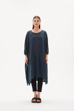 Load image into Gallery viewer, Tirelli Billow Pocket Relaxed Tunic Dark Ocean
