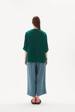 Load image into Gallery viewer, Tirelli Twist Front Top Emerald Green
