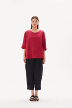 Load image into Gallery viewer, Tirelli Pleat Back Easy Top Crimson Pink
