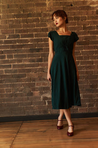 Elise Design Astrid Linen Dress Green