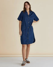 Load image into Gallery viewer, Betty Basics Dawson Denim Dress Vintage Wash
