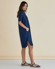 Load image into Gallery viewer, Betty Basics Dawson Denim Dress Vintage Wash
