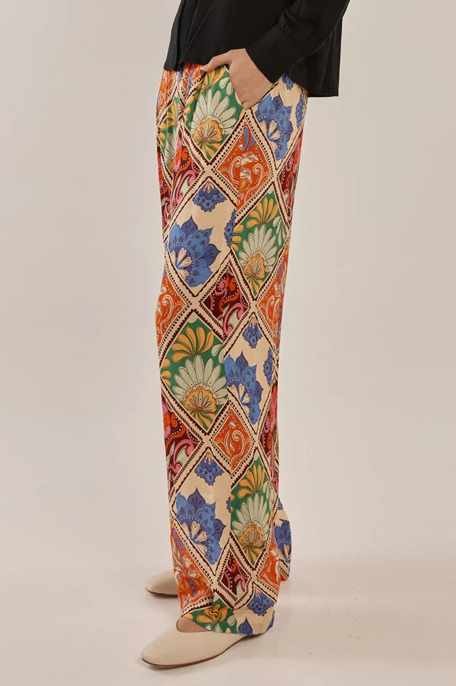 Betty Basics Lyon Pant Villa Floral Print