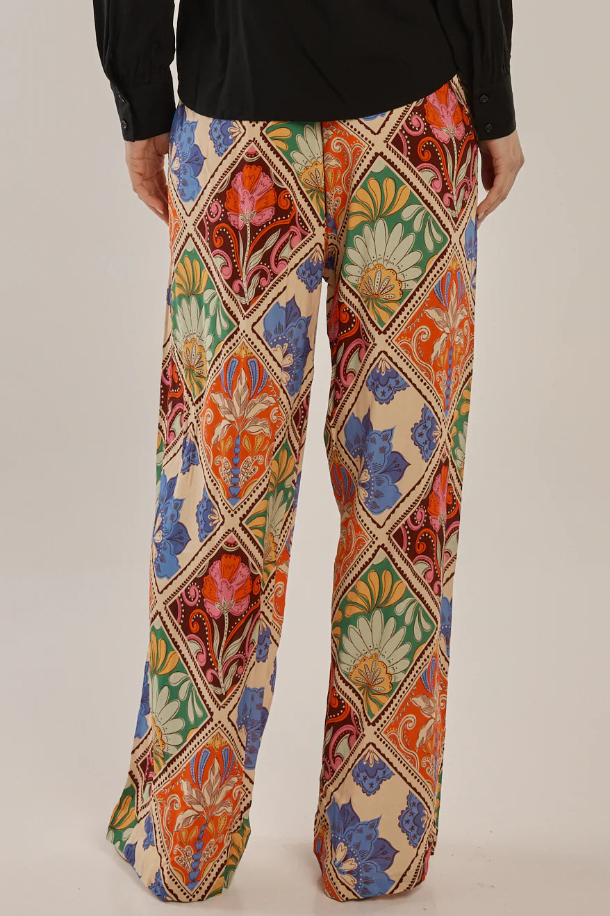 Betty Basics Lyon Pant Villa Floral Print