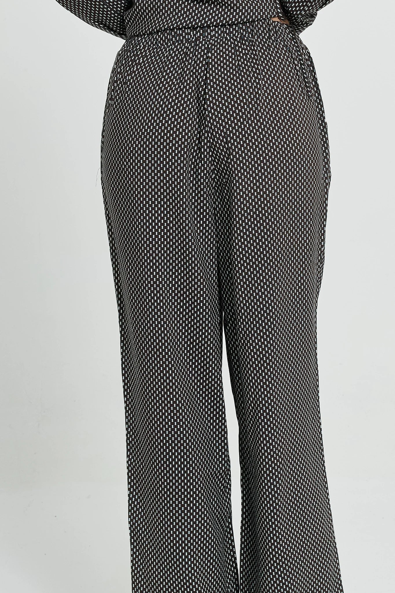 Betty Basics Tessa Relax Pant Nutmeg Geo Print