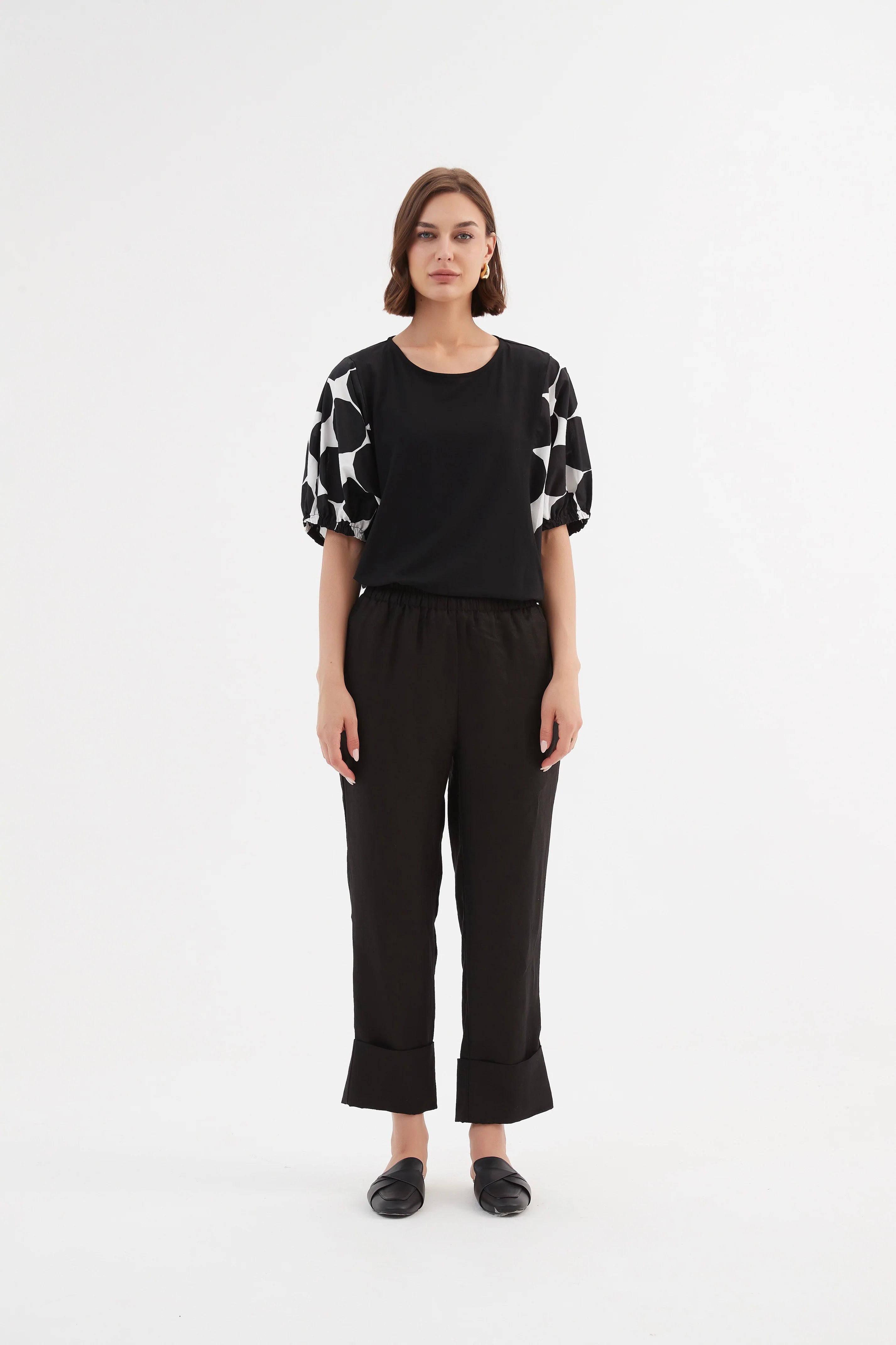 Tirelli Deep Cuff Linen Pant Black