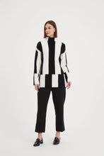 Load image into Gallery viewer, Tirelli Vertical Stripe Knit Black/ Cream
