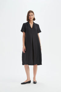 Tirelli Shawl Collar Pleat Dress Black