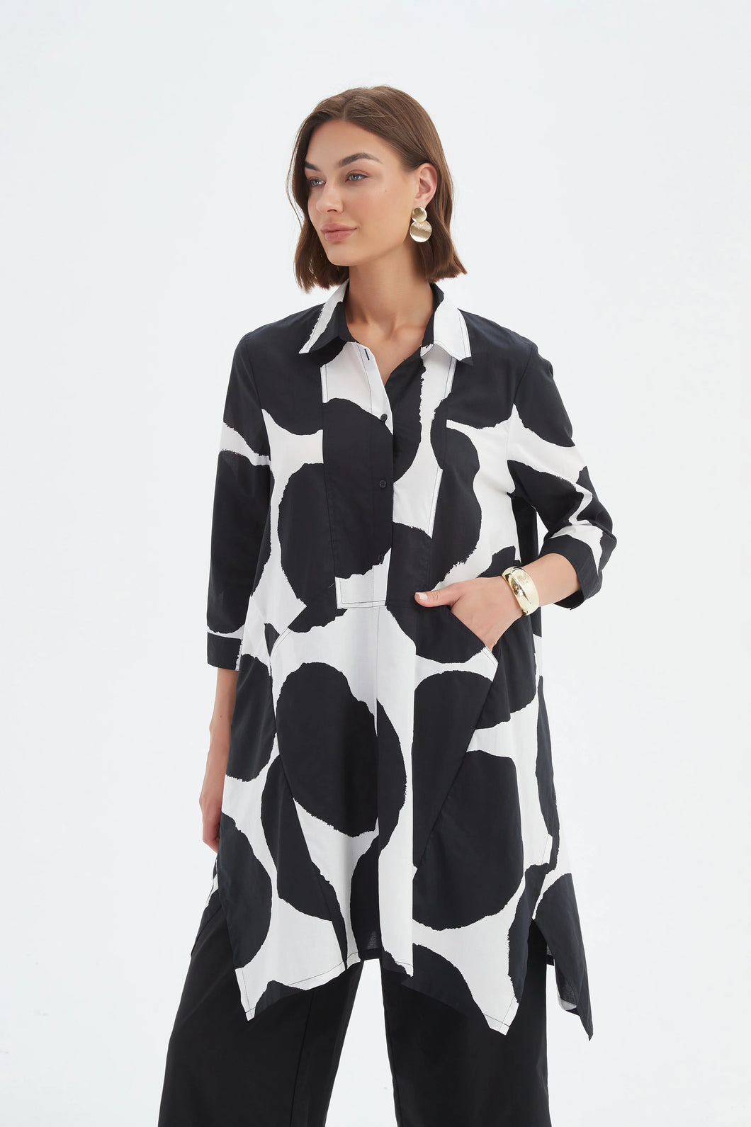 Tirelli Handkerchief Hem Print Shirt Black/White Spot