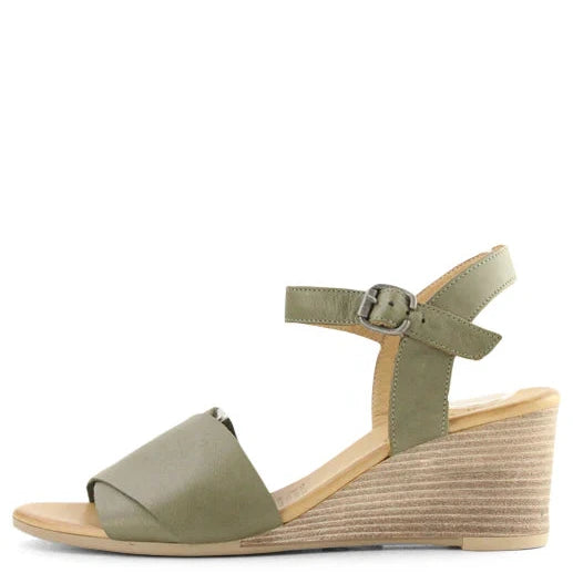 Bueno Josie Wedge Heels Brook Leather