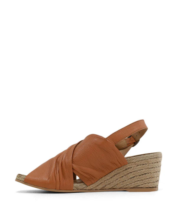 Bueno Marlee Wedge Heels Coconut