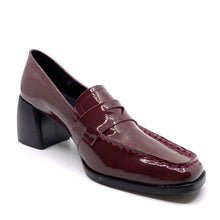 Load image into Gallery viewer, Mollini Premium Wine Patent Leather
