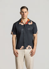 Load image into Gallery viewer, Cutler &amp; Co Will Short Sleeve Shirt Deep Navy
