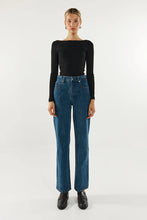 Load image into Gallery viewer, Madison The Label Caden Long Sleeve Top Black
