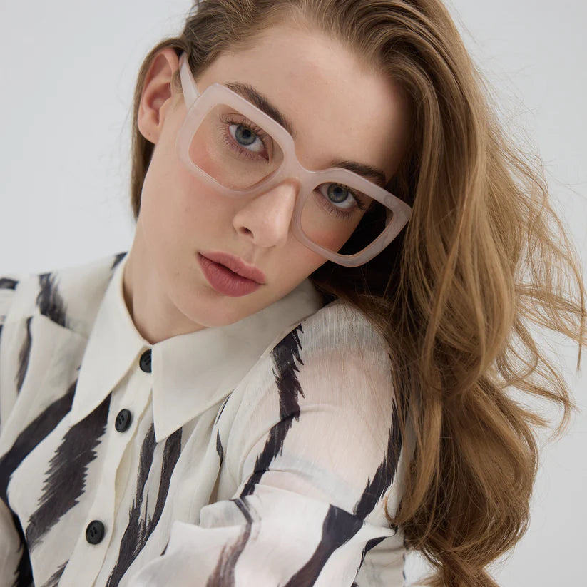 Captivated Eyewear Aria Readers Pink