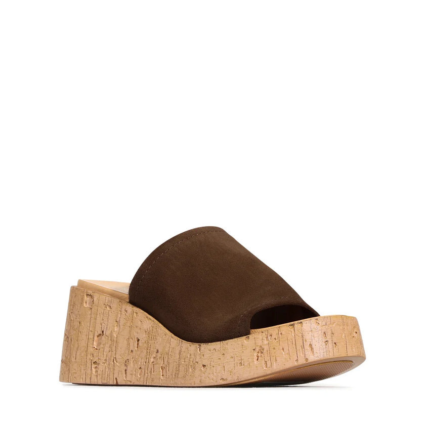 EOS Caria Wedges Chestnut Suede