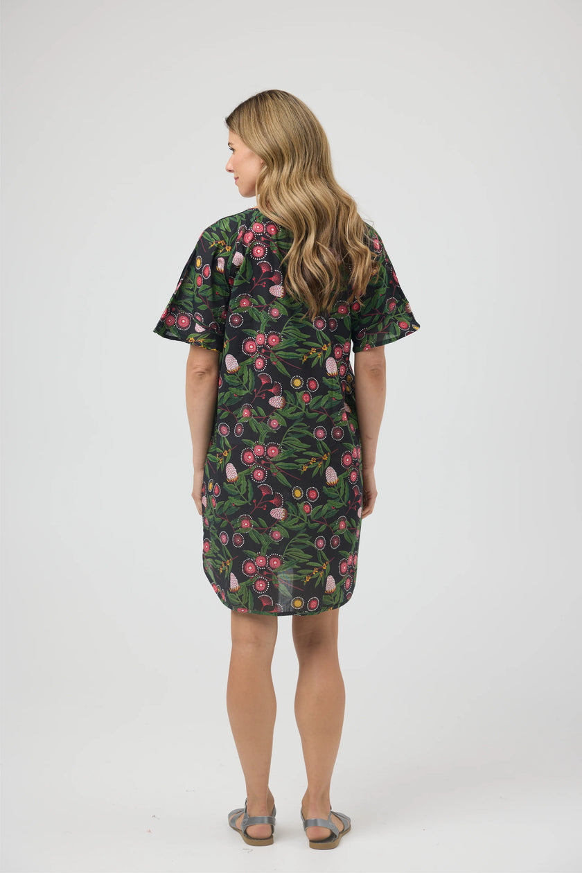 CAKE Kim Dress Native