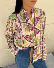 Load image into Gallery viewer, Circular by Maud Alice Dainty Jigsaw Silk Shirt Paintings
