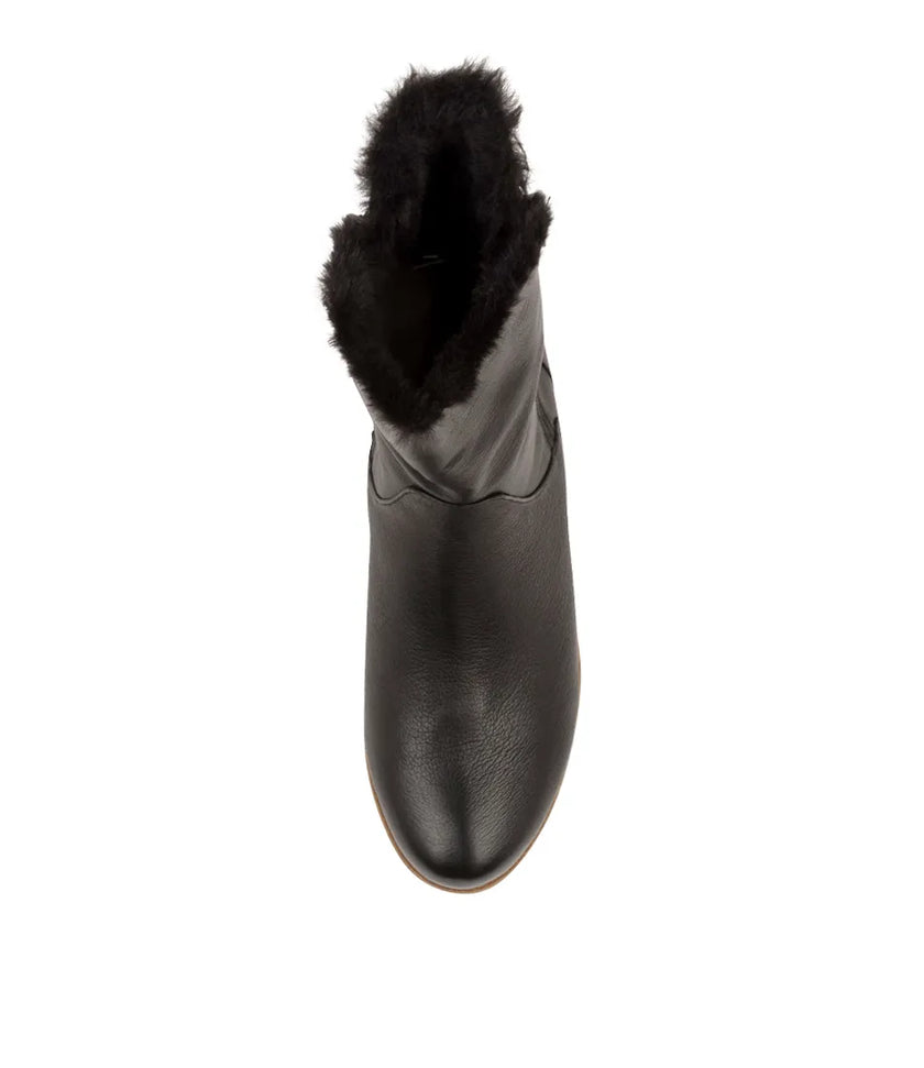 Django & Juliette Rudo New Black Leather Black Fur