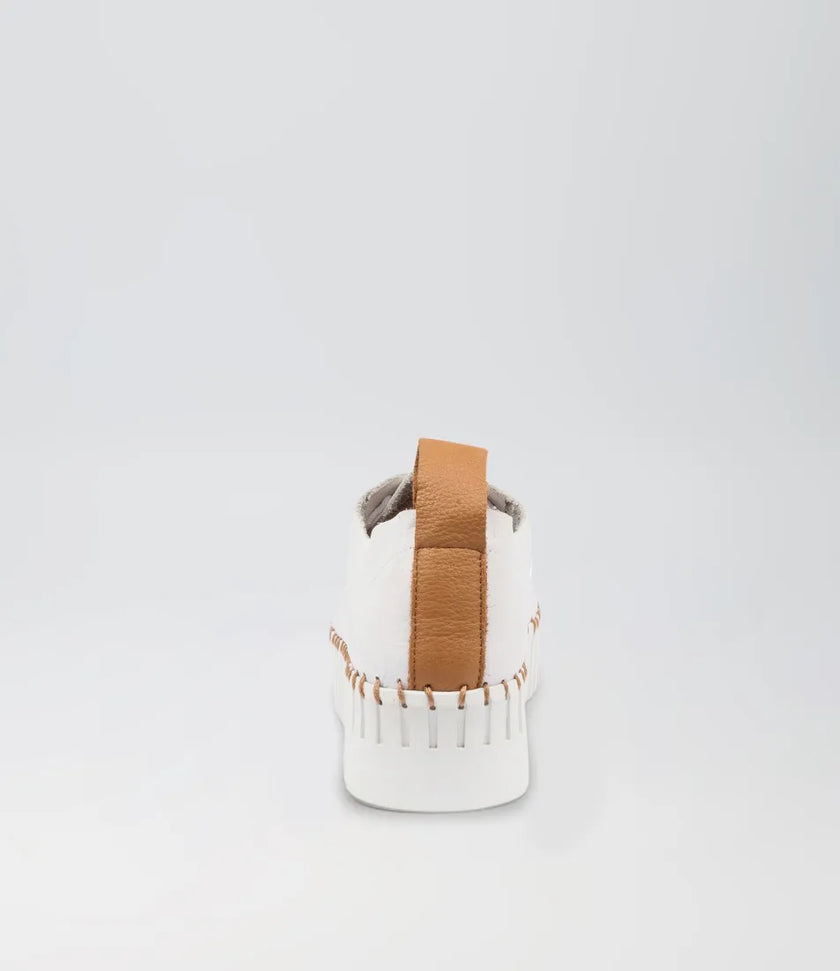 Django & Juliette Batu White/Dk Tan