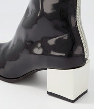 Load image into Gallery viewer, Django &amp; Juliette Waroni Black/Ivory Patent
