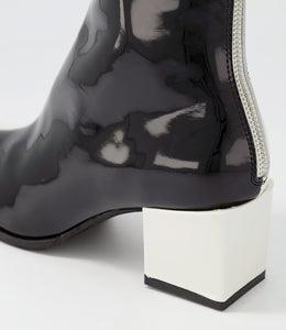 Django & Juliette Waroni Black/Ivory Patent