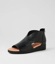 Load image into Gallery viewer, Django &amp; Juliette Mutan Black/ Black Sole
