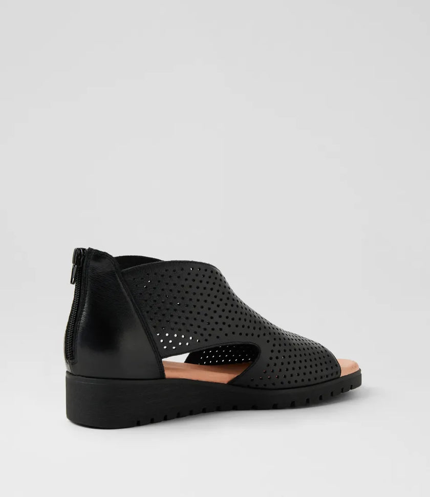 Django & Juliette Mutan Black/ Black Sole