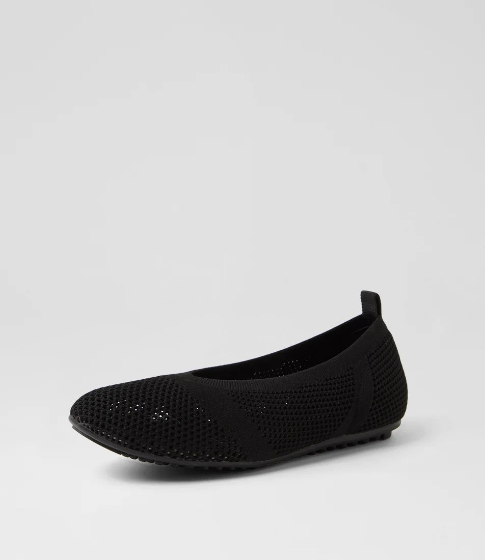 Django & Juliette Vaya Knit Flats Black