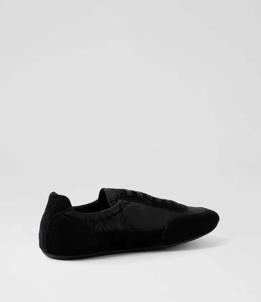 Django & Juliette Brinkle Sneakers Black Suede Fabric