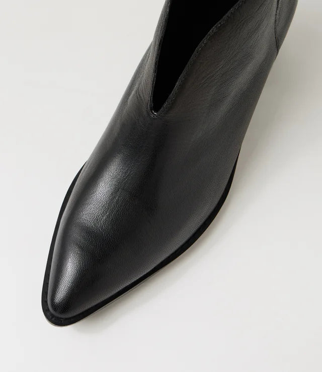 Django & Juliette Fernada Ankle Boots Black/ Black Polish Leather