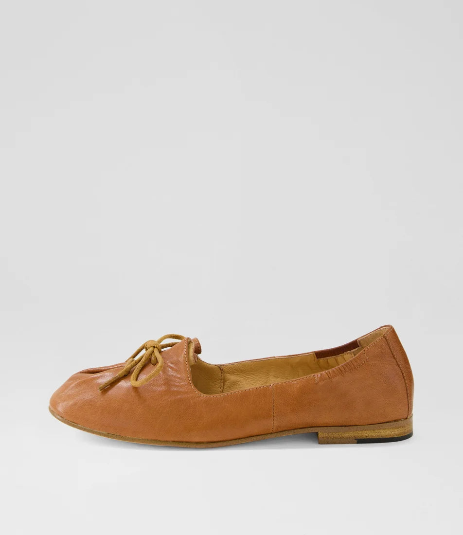 Django & Juliette Ubeeria Flats Cognac Polish Leather
