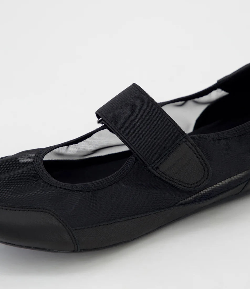 Django & Juliette Brya Ballet Sneakers Black Leather/ Mesh