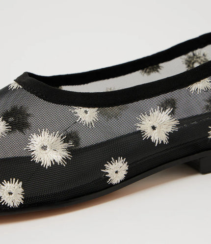 Django & Juliette Undeen Mesh Ballet Flats Black/ Ivory Flowers