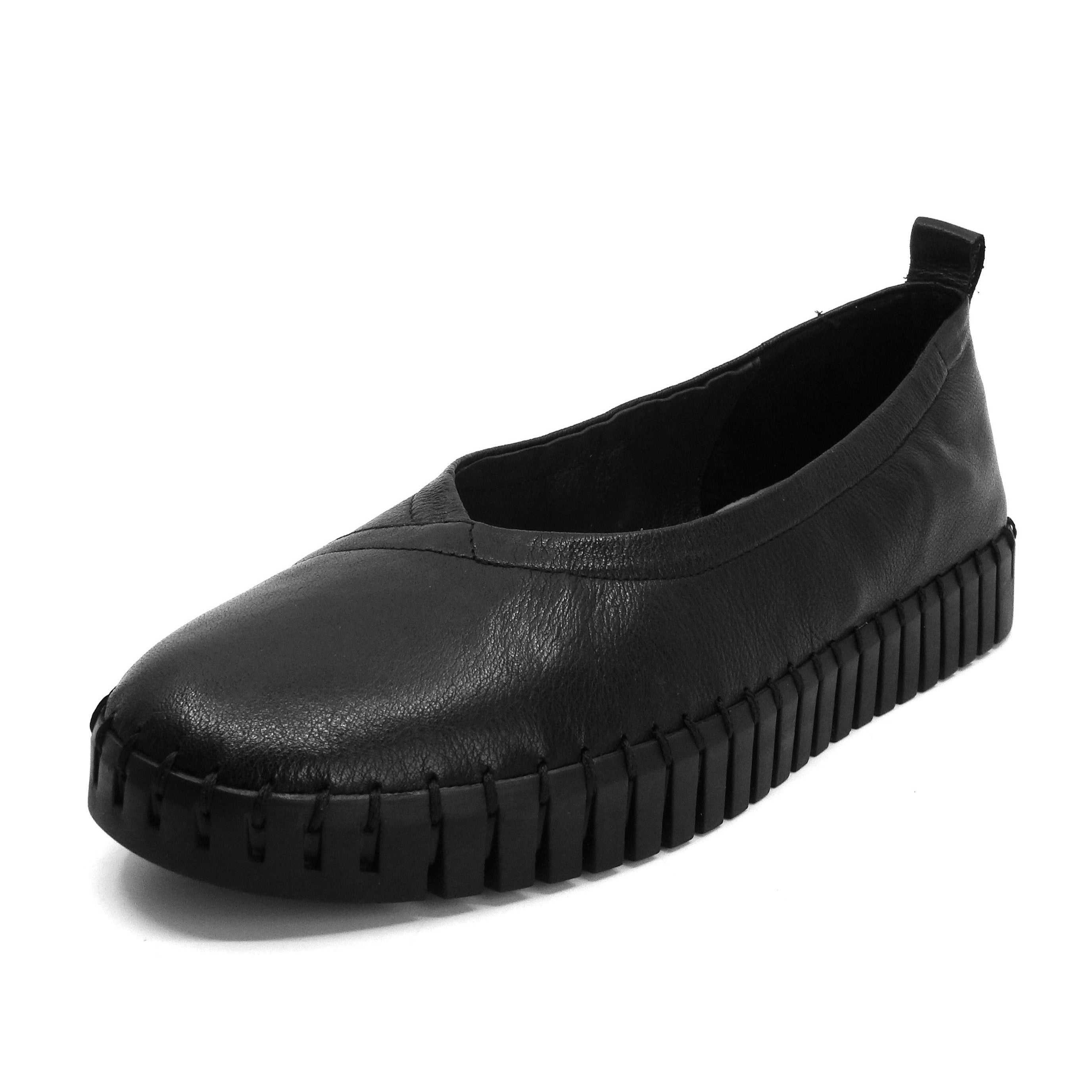 Django & Juliette Heaton Black Leather