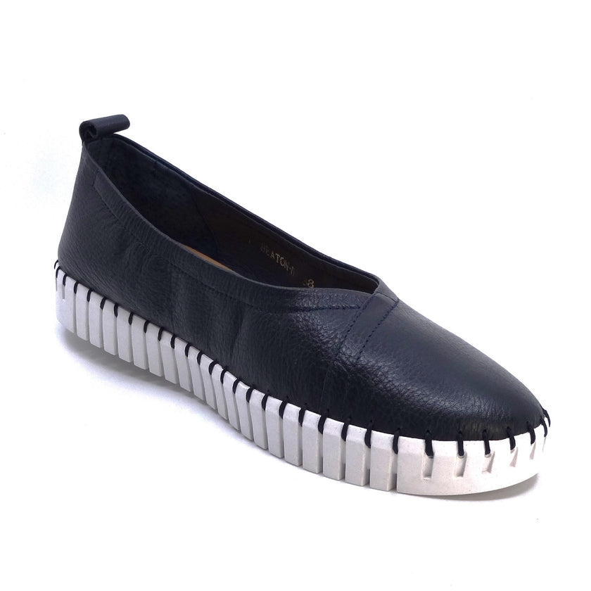 Django & Juliette Heaton Navy/White Leather