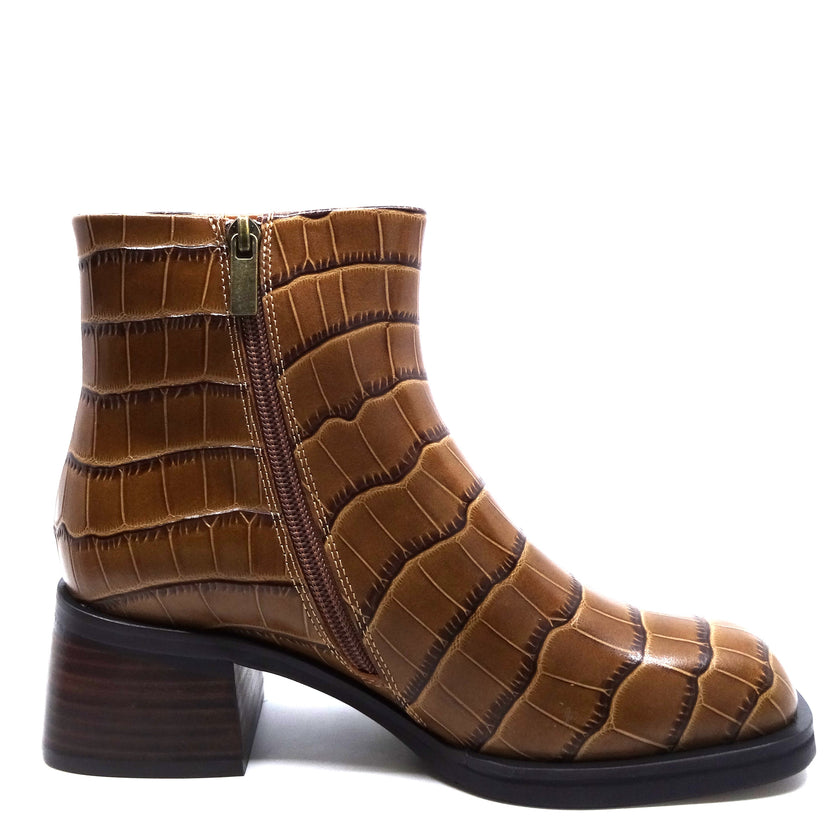 Django & Juliette Emre Coffee Croc Leather