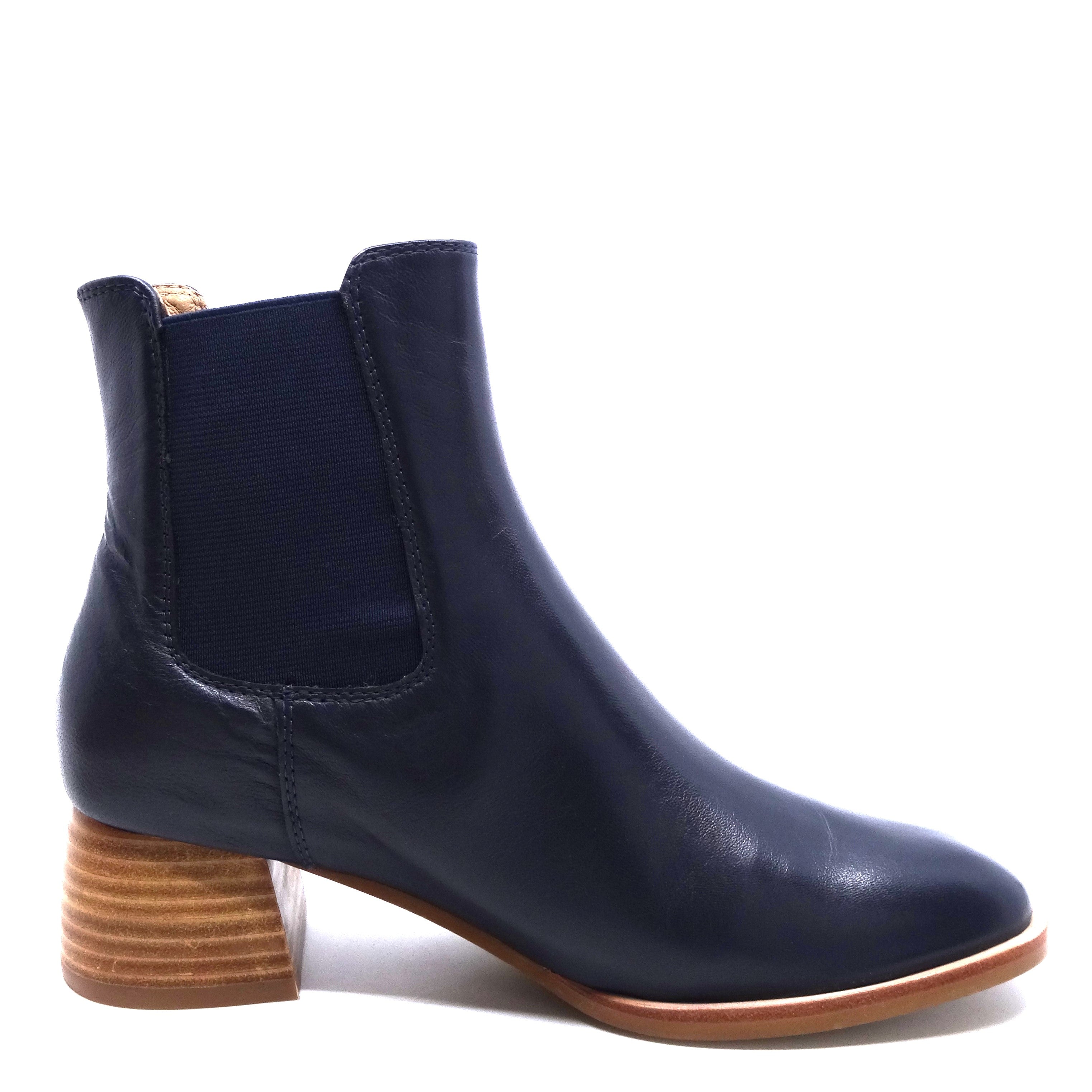 Django & Juliette Noyce Navy Leather