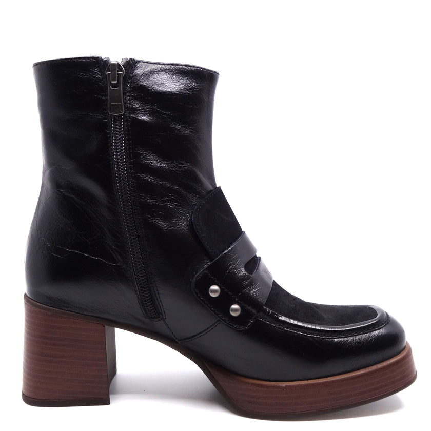 Dorking Daana Black Leather