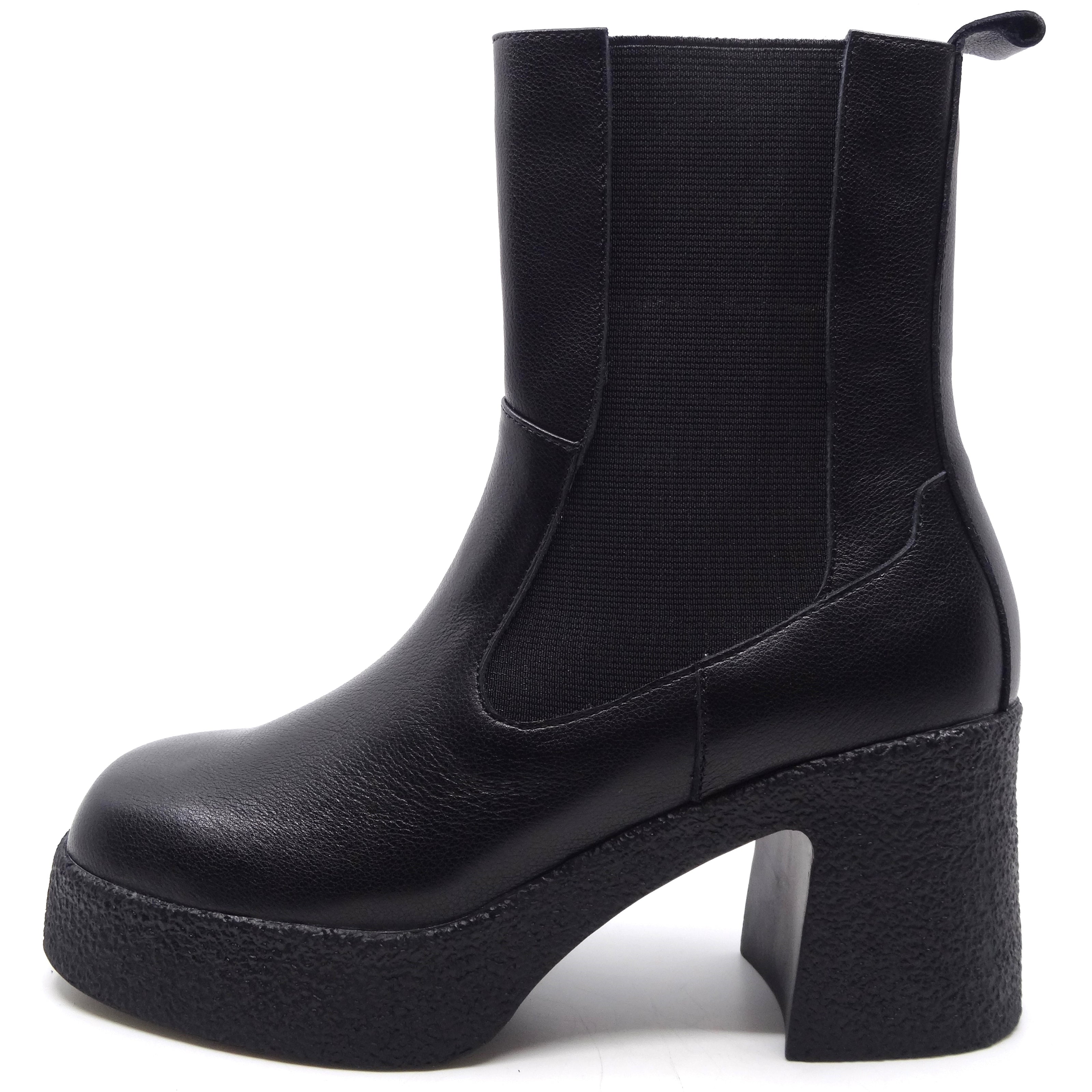 Minki Brooke Black Leather