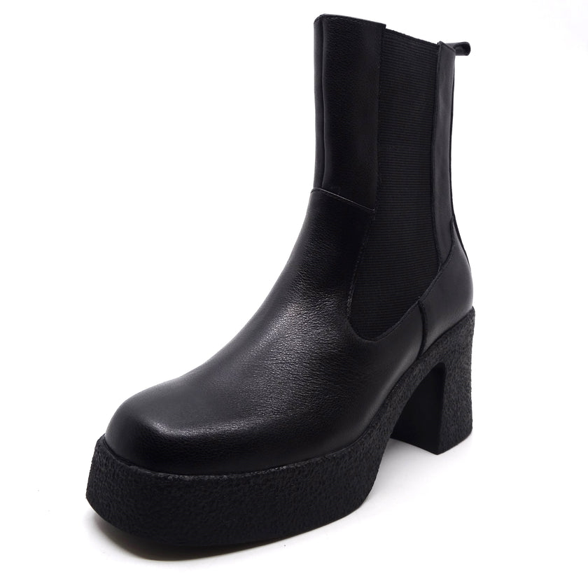 Minki Brooke Black Leather